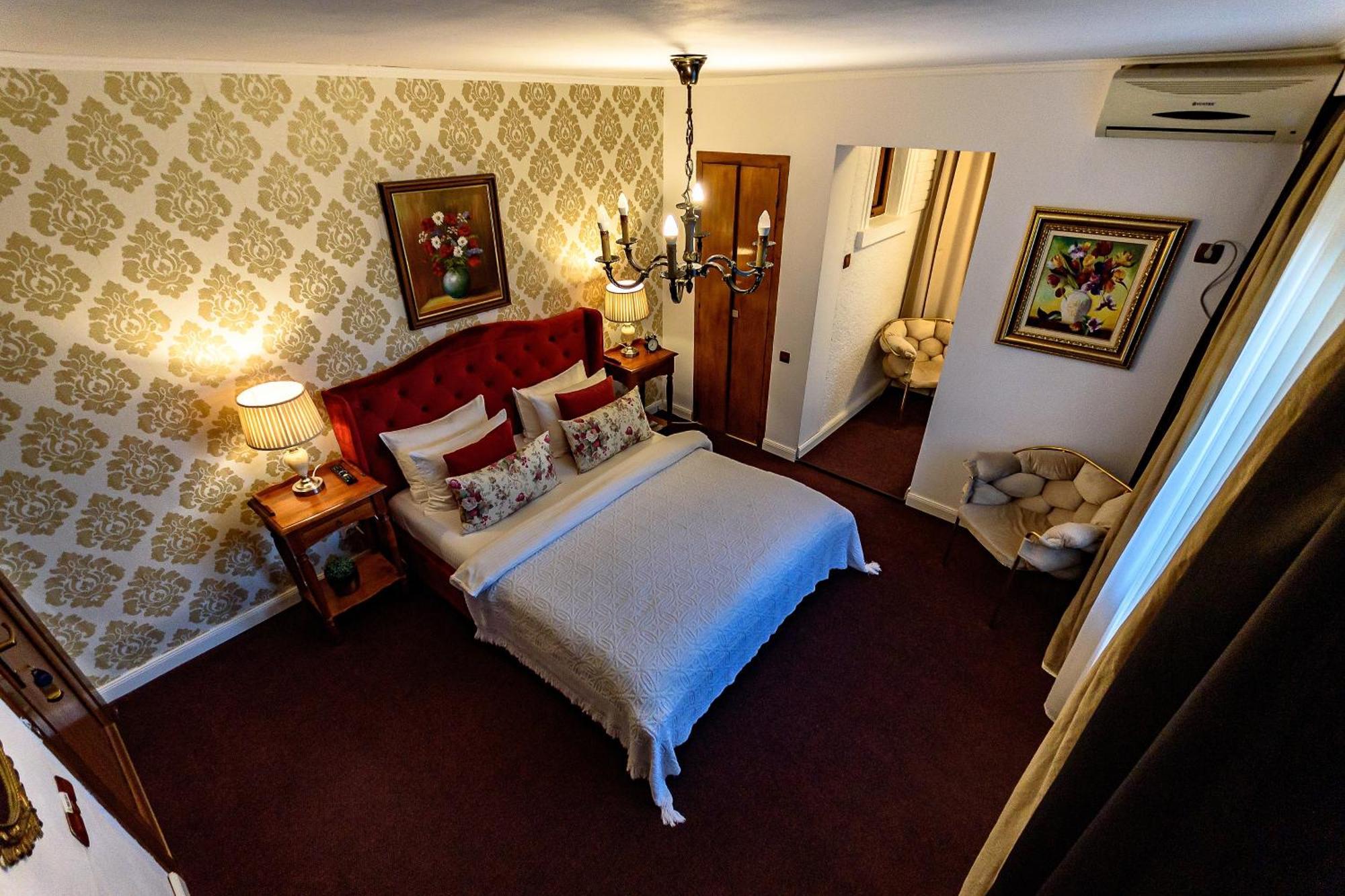 Vila Sarada Boutique Дева Екстер'єр фото