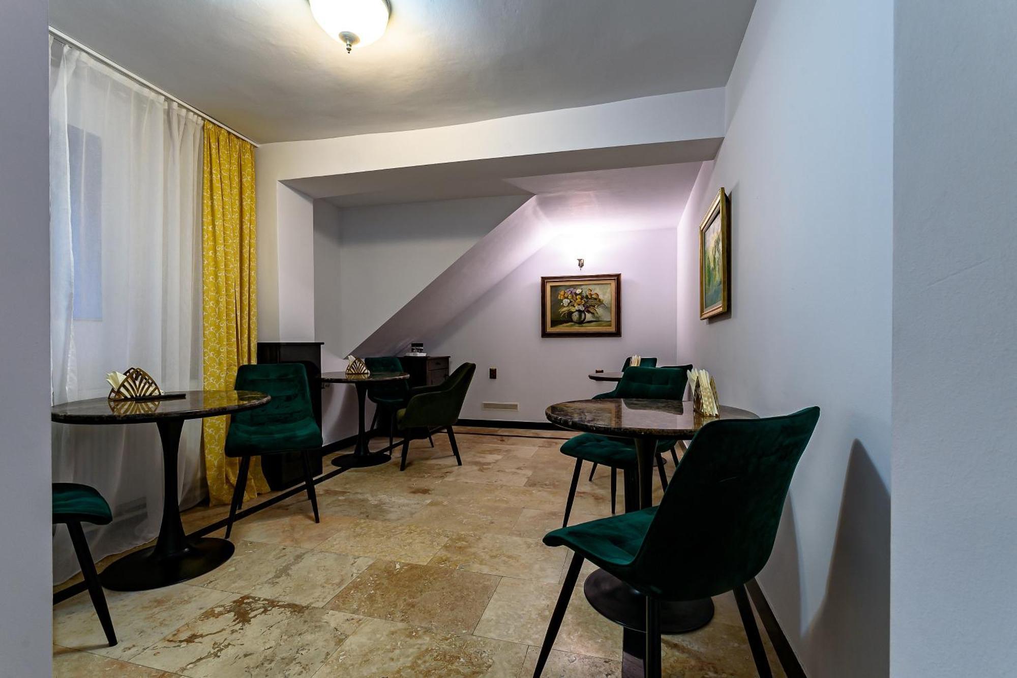Vila Sarada Boutique Дева Екстер'єр фото