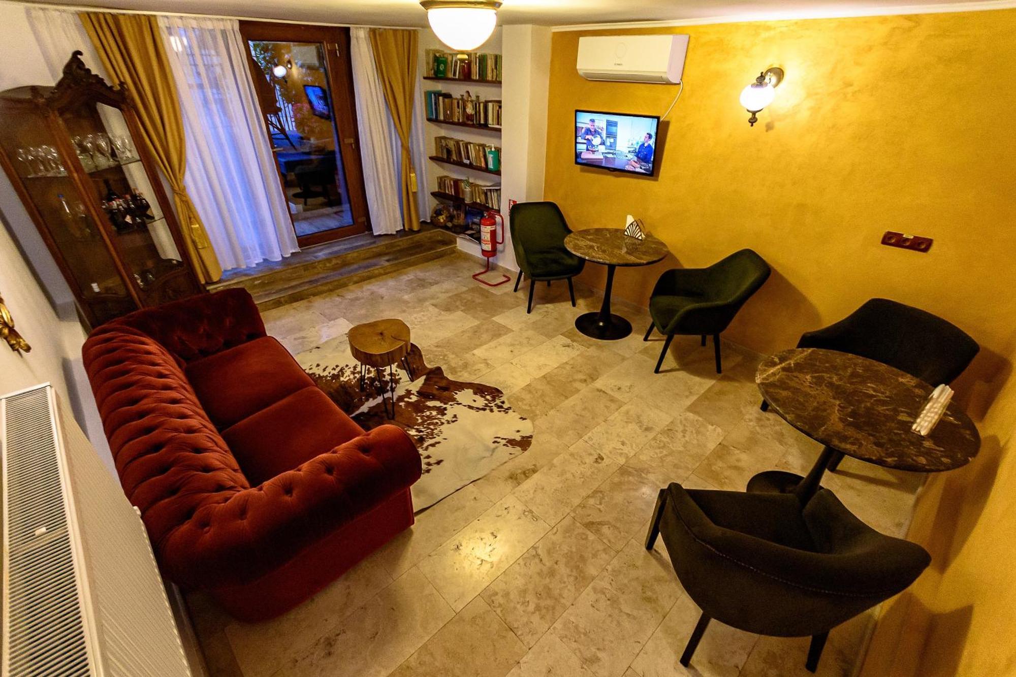 Vila Sarada Boutique Дева Екстер'єр фото