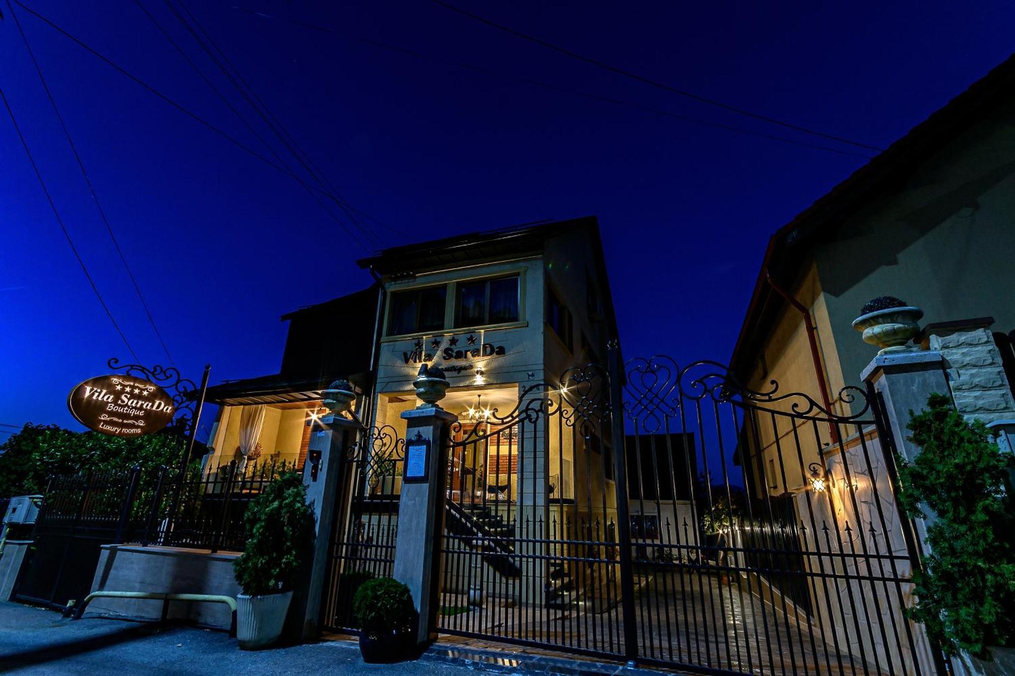 Vila Sarada Boutique Дева Екстер'єр фото
