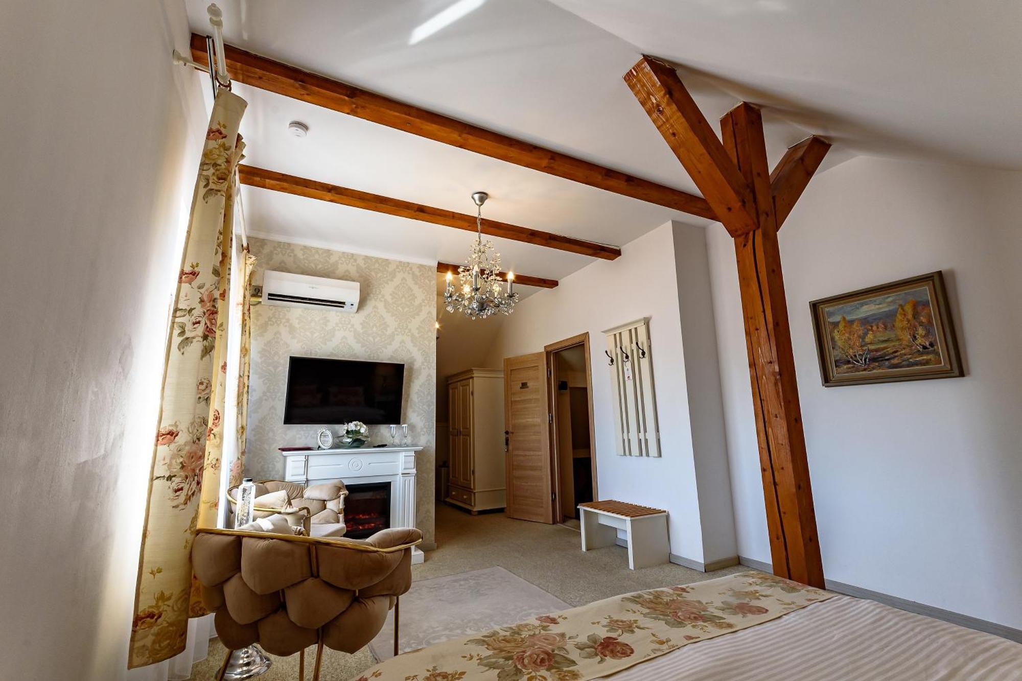 Vila Sarada Boutique Дева Екстер'єр фото